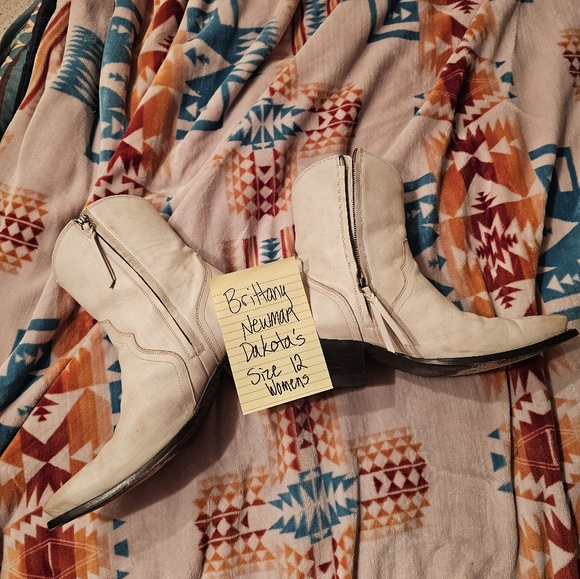 Tecovas Dakota Whitewash - Picture 3 of 6